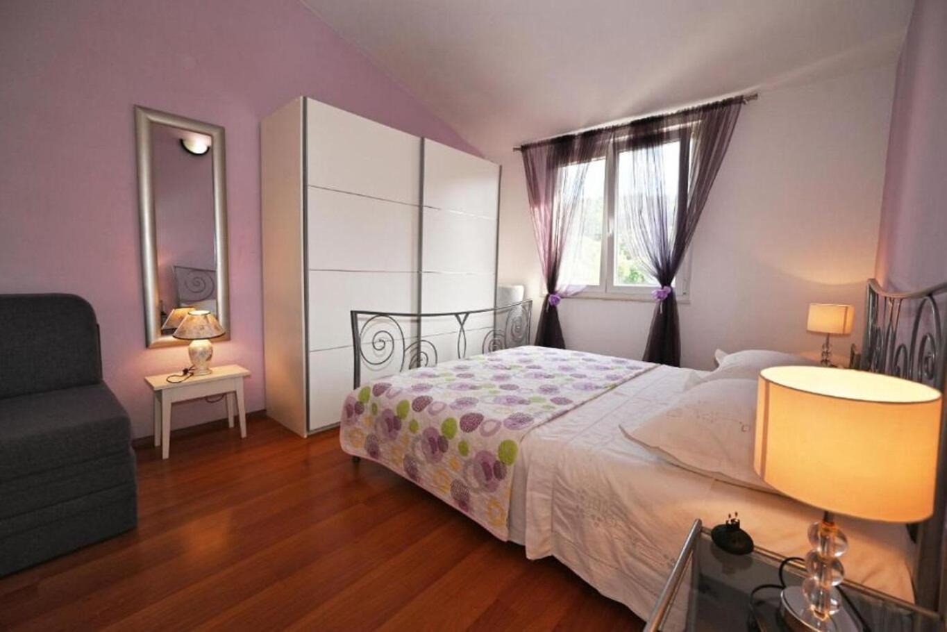 Apartment Mihovilovic Слатине Экстерьер фото